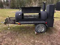 Lang reverse flow smoker trailer