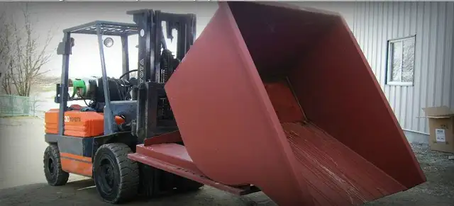 SELF DUMPING HOPPERS IN STOCK. LOWEST PRICING AND FAST DELIVERY. in Other in Oakville / Halton Region - Image 2
