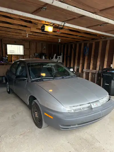 Selling my 1999 Saturn SL Automatic Transmission Good on gas Active title (have carfax) No leaks No...