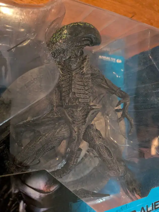 Grid Alien vs Predator Figure McFarlane Toys 2004 | Toys & Games ...