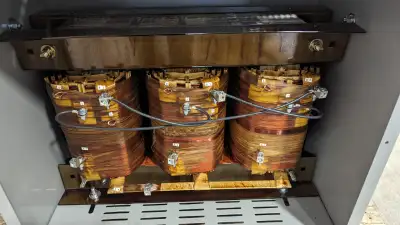 Auto/Isolation transformers for sale, View more