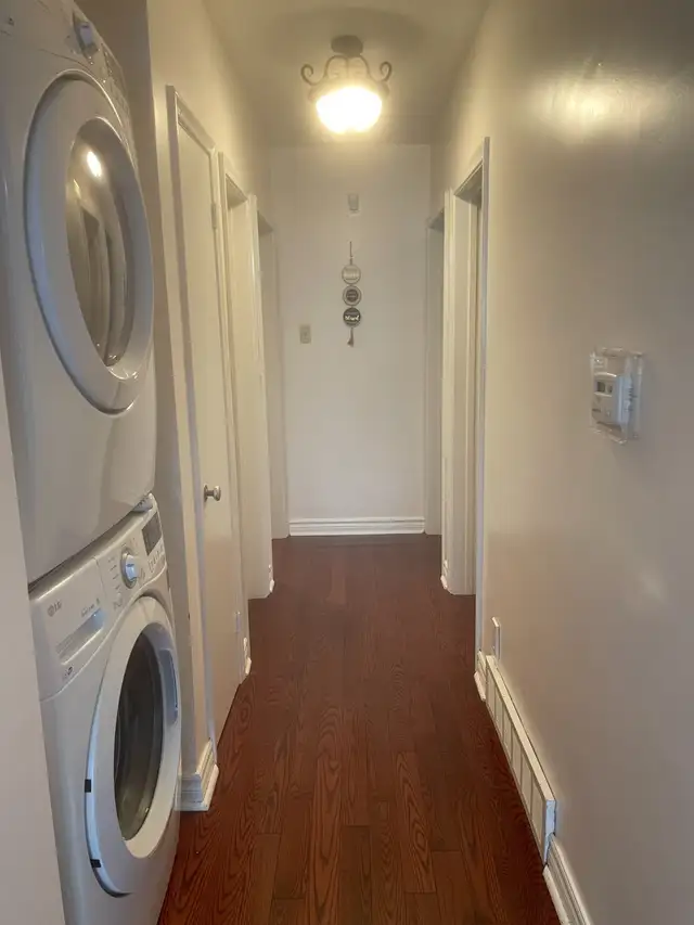 House for rent / $2300.00 + utilities in Long Term Rentals in Mississauga / Peel Region - Image 9