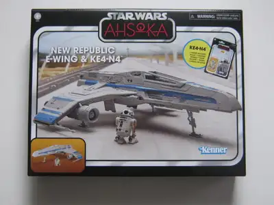 Star Wars The Vintage Collection New Republic E-Wing & KE4-N4, View more