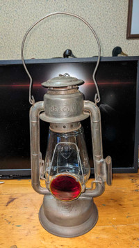 Antique railroad  Beacon oil lamp with red lens 