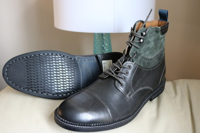 Men’s Boots leather Clarks Size US 10 or UK 9 EU 43 Bushwick Pea in Men's Shoes in Markham / York Region - Image 3