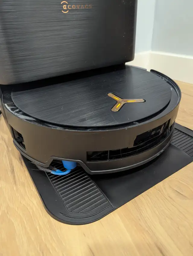 ECOVACS DEEBOT X9 PRO OMNI Robot Vacuum and Mop in Vacuums in Markham / York Region - Image 4