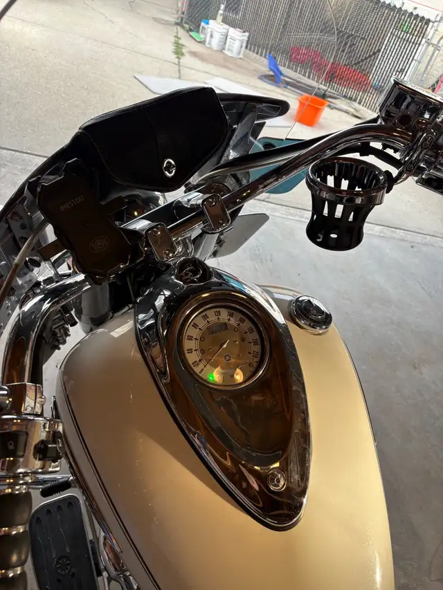 2012 Yamaha road star V 1700 in Street, Cruisers & Choppers in Edmonton - Image 3