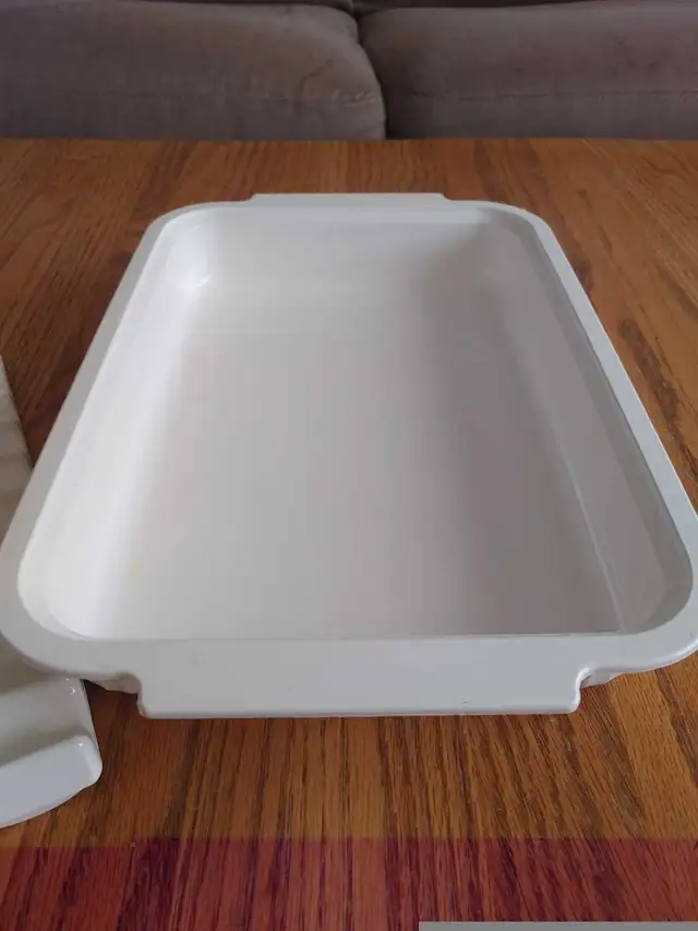 Rubbermaid Microwav Cookware 3QT Casserole cake pan baking grill in Kitchen & Dining Wares in Calgary - Image 9