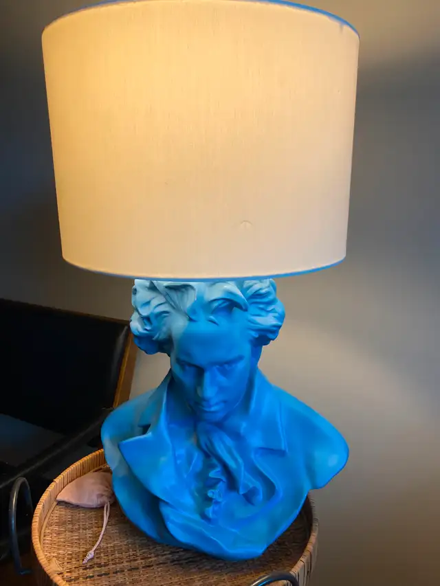 DINING TABLE  SET/ Lamp in Dining Tables & Sets in Dartmouth - Image 6