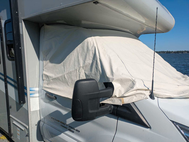 Ford Transit Outside Windshield Insulated Cover in RV & Camper Parts & Accessories in Belleville - Image 3