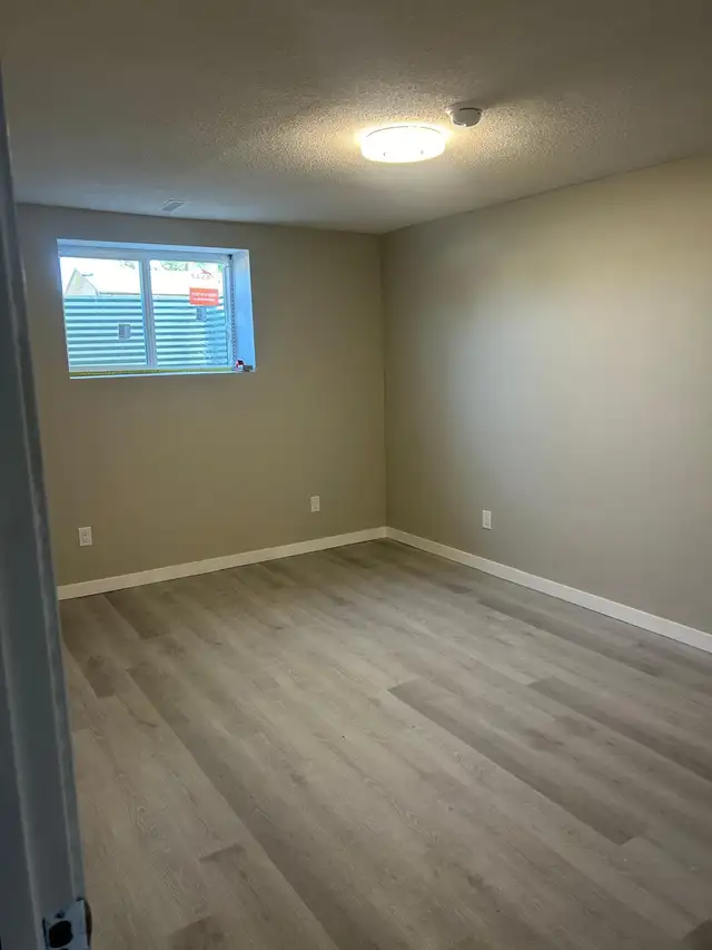 03 Bedroom + 02 washroom  Bi-Level basement in Long Term Rentals in Calgary - Image 6