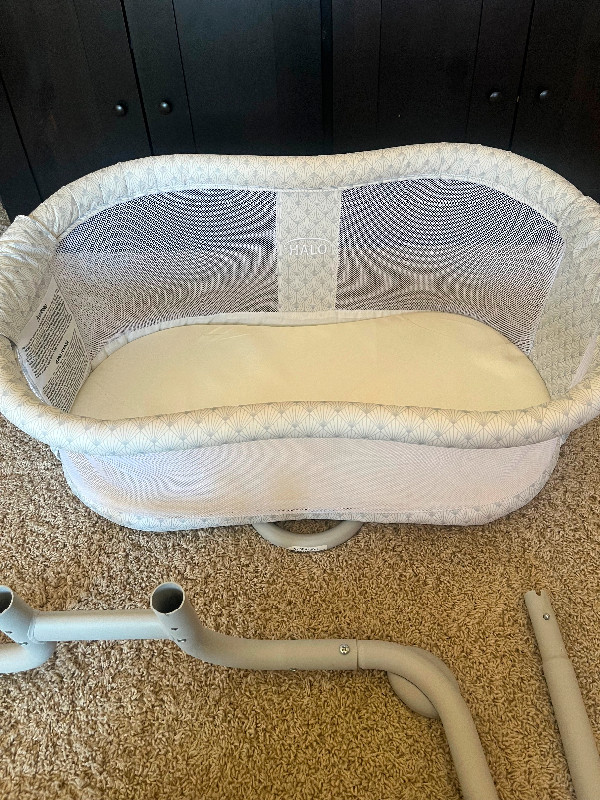 Halo Bassinet-Used 5 months total in Cribs in Edmonton - Image 2