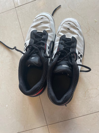 FREE used badminton shoes