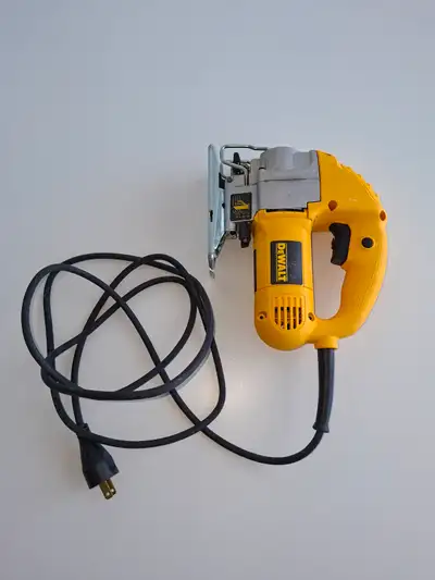 Jigsaw Corded Dewalt - good working condition, View more