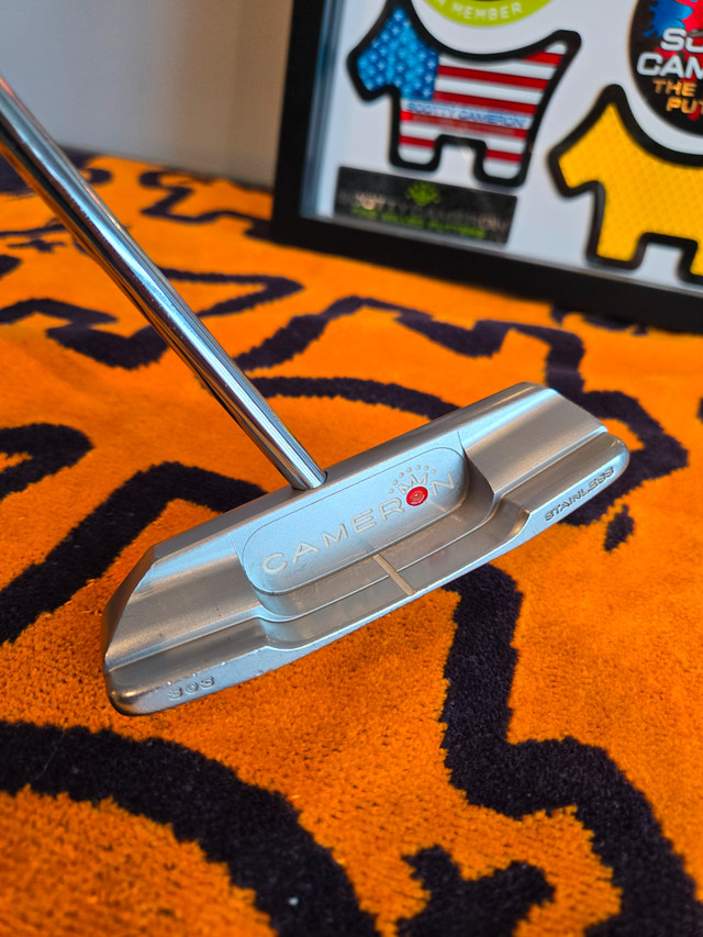 Scotty Cameron CenterShaft Prototype Newport 2 Titleist Putter in Golf in Ottawa - Image 2