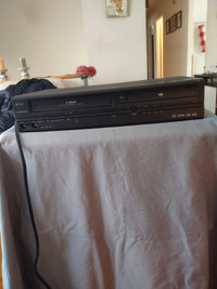 Funai SV 2000 DVD Player 