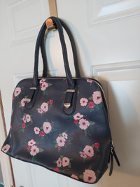 New Condition! Ladies Navy & Pink Apple Blossom Handbag Purse