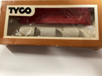 Ho scale vintage tyco flatcar with culvert load $20
