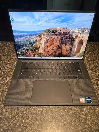 Selling this XPS. Great condition. Battery still over 80%. Fresh install of Windows 11 Pro, and Offi...