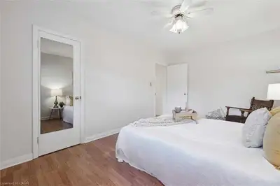 Room for rent in a shared house on Victoria Street, Kitchener. The home is always kept in a carefull...