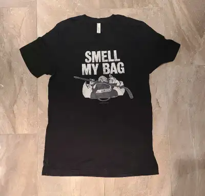 NEW men's t-shirt / chandail NEUF , View more