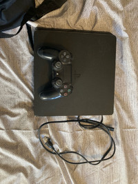 PS4 slim 1tb comes with 1 used controller & GTA5