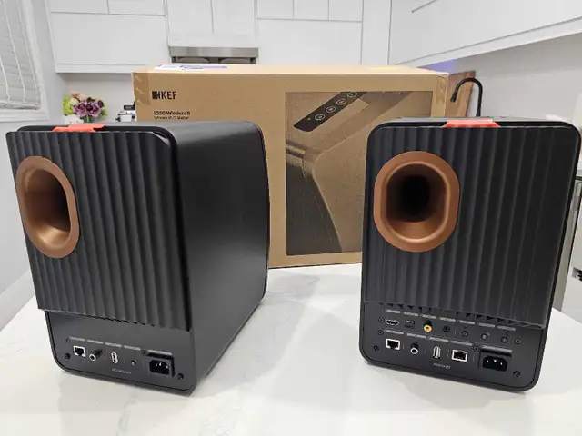 kef LS50 ii wireless powered speakers in Speakers in City of Toronto - Image 6