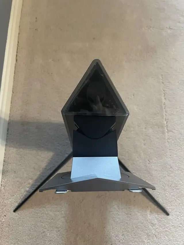 Dell Alienware Monitor Stand  in Monitors in Oshawa / Durham Region - Image 5