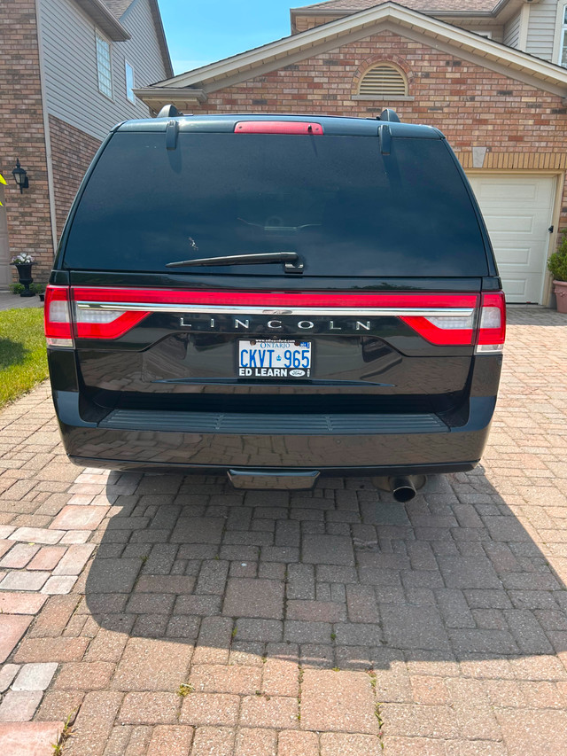 2015 Lincoln Navigator 4WD 4dr in Cars & Trucks in Markham / York Region - Image 2