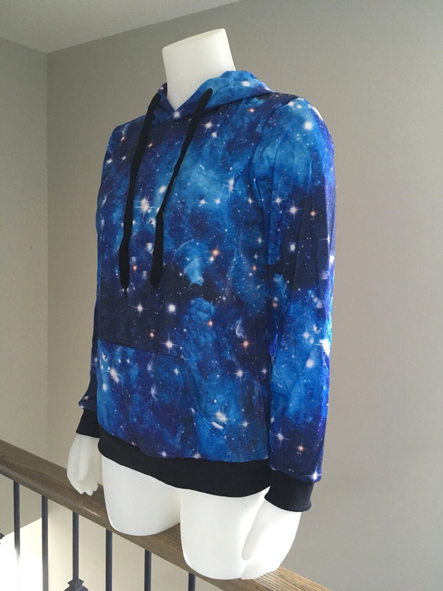 Blue Star -  Light Pull Over Hoodie in Women's - Tops & Outerwear in Kingston - Image 2