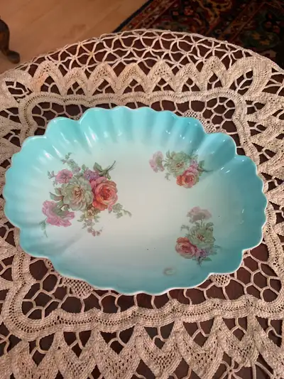Lots of vintage dishes, View more
