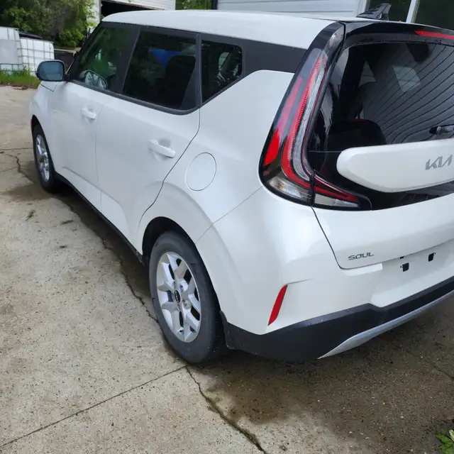 Kia Soul595518106486722564