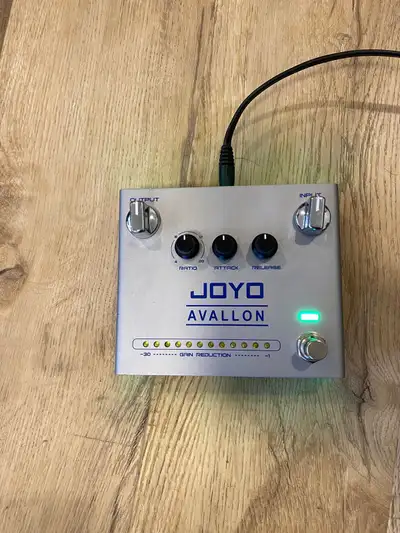 Joyo avallon guitar and bass compressor, View more