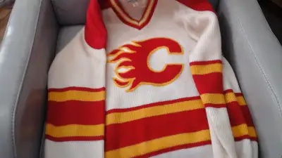Calgary flames sweater(, View more