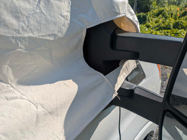 Ford Transit Outside Windshield Insulated Cover in RV & Camper Parts & Accessories in Belleville - Image 4