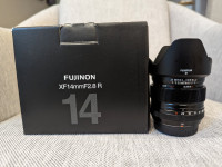 Fuji XF 14mm F/2.8 R Wide-Angle lens in mint condition