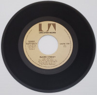 45 rpm -- DISQUES / VINYL RECORDS -- VINTAGE 1977 - No. 3