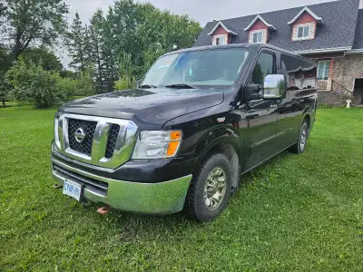 Selling my nv3500. 7 speed transmission need to be replaced or rebuild. 268k. Engine was replaced at...