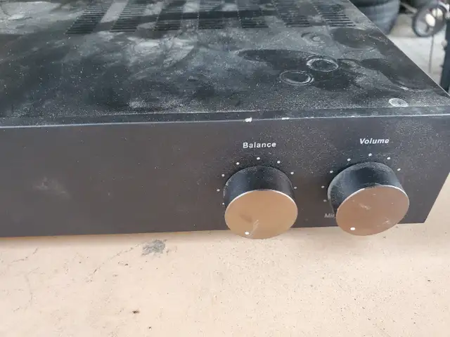 AudioSource AMP 100 2-Channel Stereo Power Amplifier in Stereo Systems & Home Theatre in Mississauga / Peel Region - Image 7