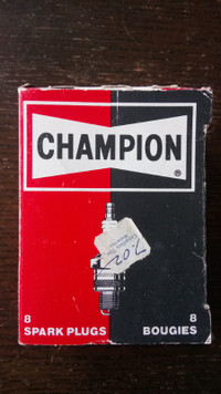 NEW, PACKAGED SET OF SIX CHAMPION SPARK PLUGS: BL 13Y.