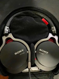 Sony MDR-1RNC Noise Canceling Headphones Wired (Black)