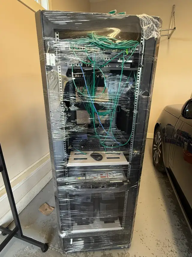 Server Rack64170259755266123