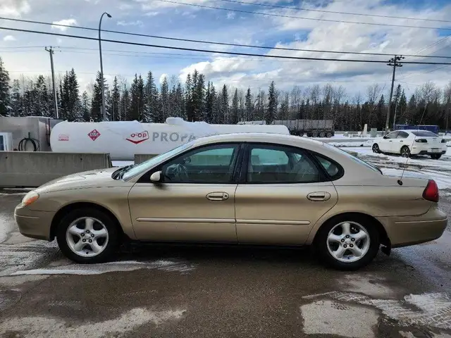 2001 ford Taurus 498589183834204161