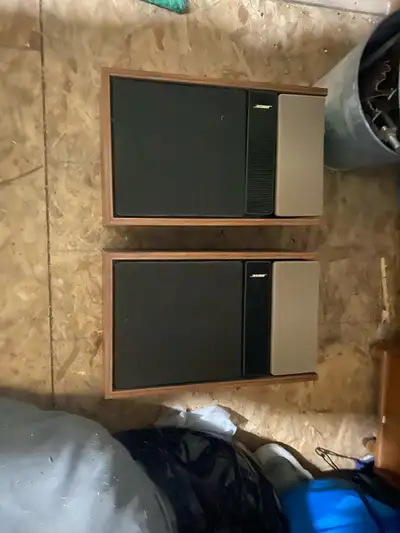 speakers (Bose 301 series ll), View more