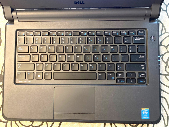 Laptop Dell Latitude 3340 in Laptops in Markham / York Region - Image 3