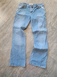 Womens jeans. SB size 13