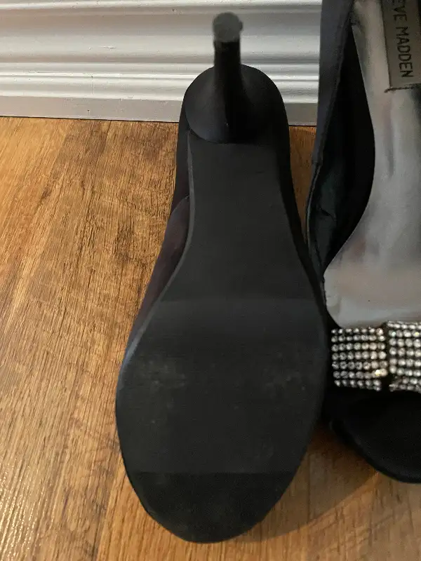 Steve Madden stilettos/heels - size 10 in Women's - Shoes in Oshawa / Durham Region - Image 5