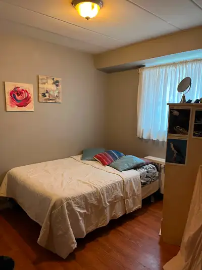 Room for rent 800$ a month all inclusive