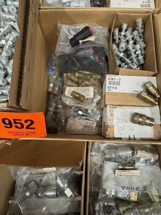 Raccords hydrauliques - Hydraulic fittings in Other in Drummondville - Image 3