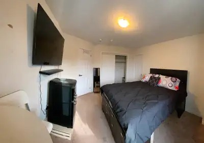 Master bedroom with your own full private bathroom Asking $900 Everything included with Utilities, I...